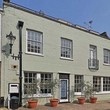 Ennismore Mews Лондон Экстерьер фото